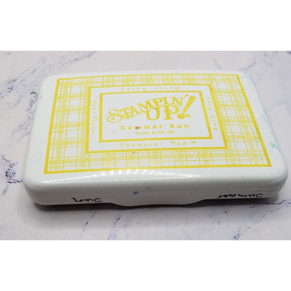 Stampin’ Up! Summer Sun Water Based Dye Ink Original Style Pad 86-105 - Picture 1 of 3